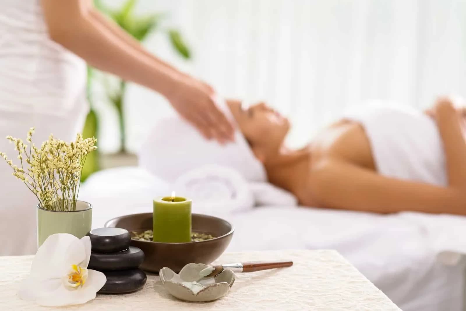 Ayurvedische Massage Schulungen paderborn für Spa-Teams &amp; Hotels