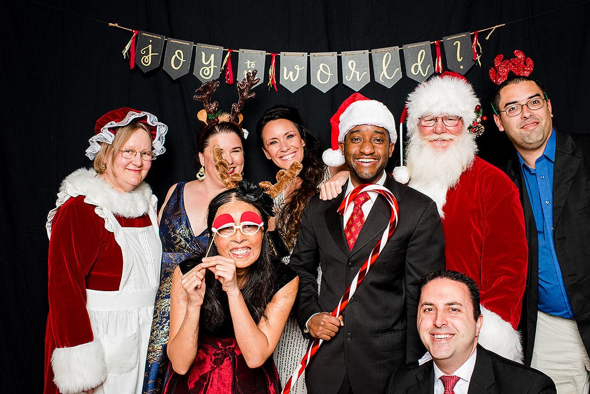 DC Photo Booth Rental That Turns Moments into Keepsakes