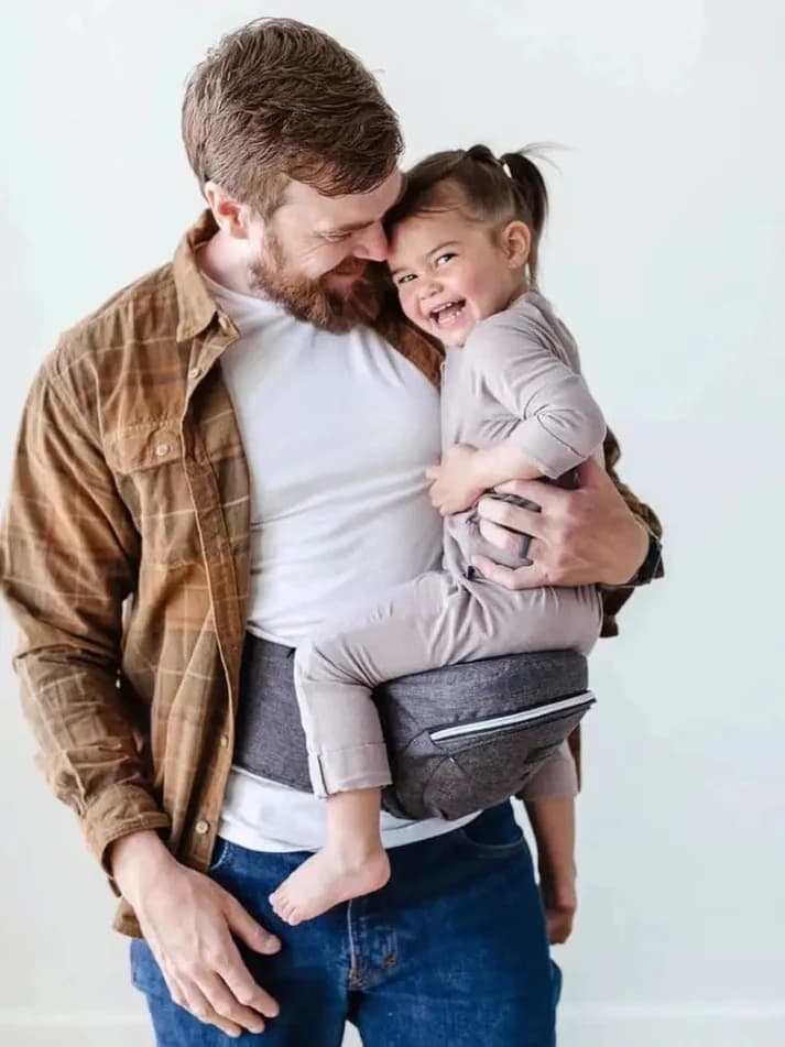 Porte bébé : Le choix idéal pour des balades en famille