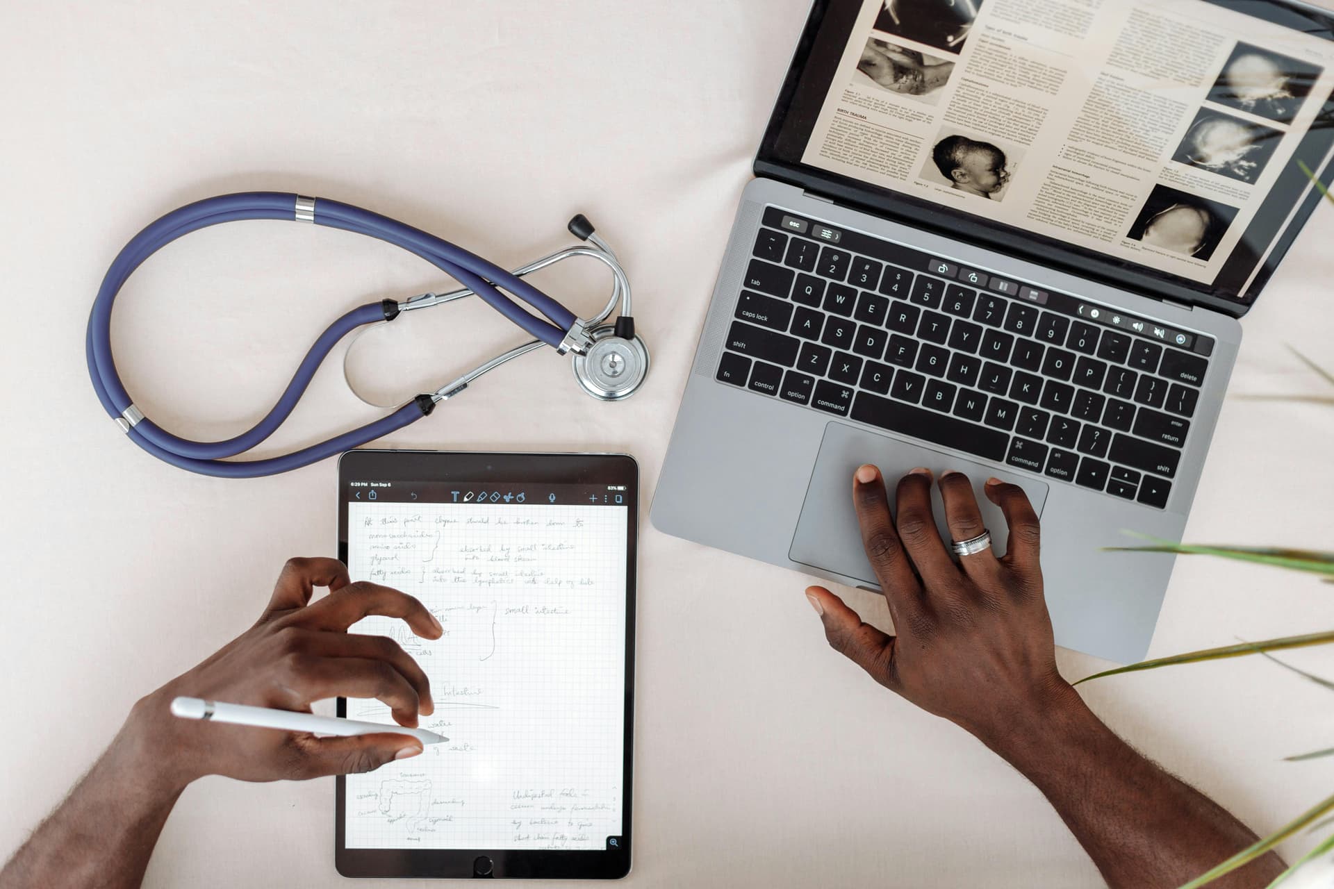 Talk to a Doctor Online: Convenient Healthcare at Your Fingertips