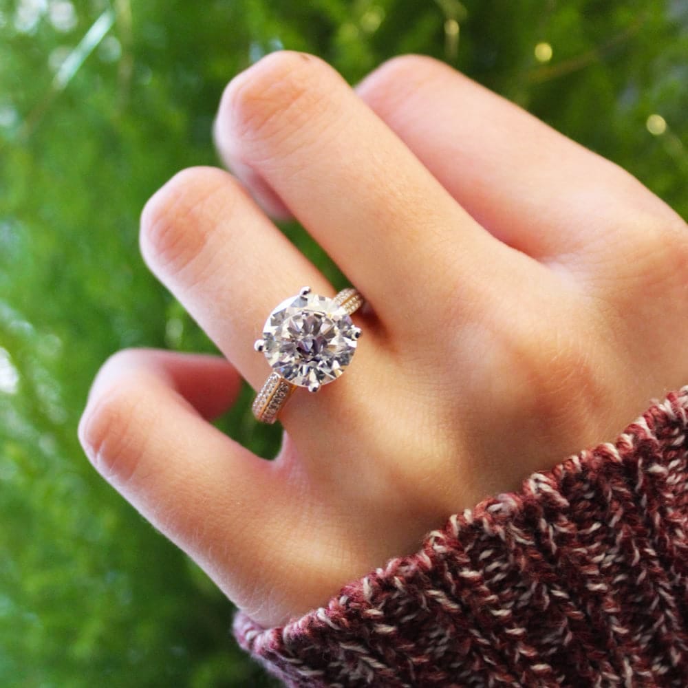 Elegant Budget friendly diamond gifts with Trusted UK Jewellers