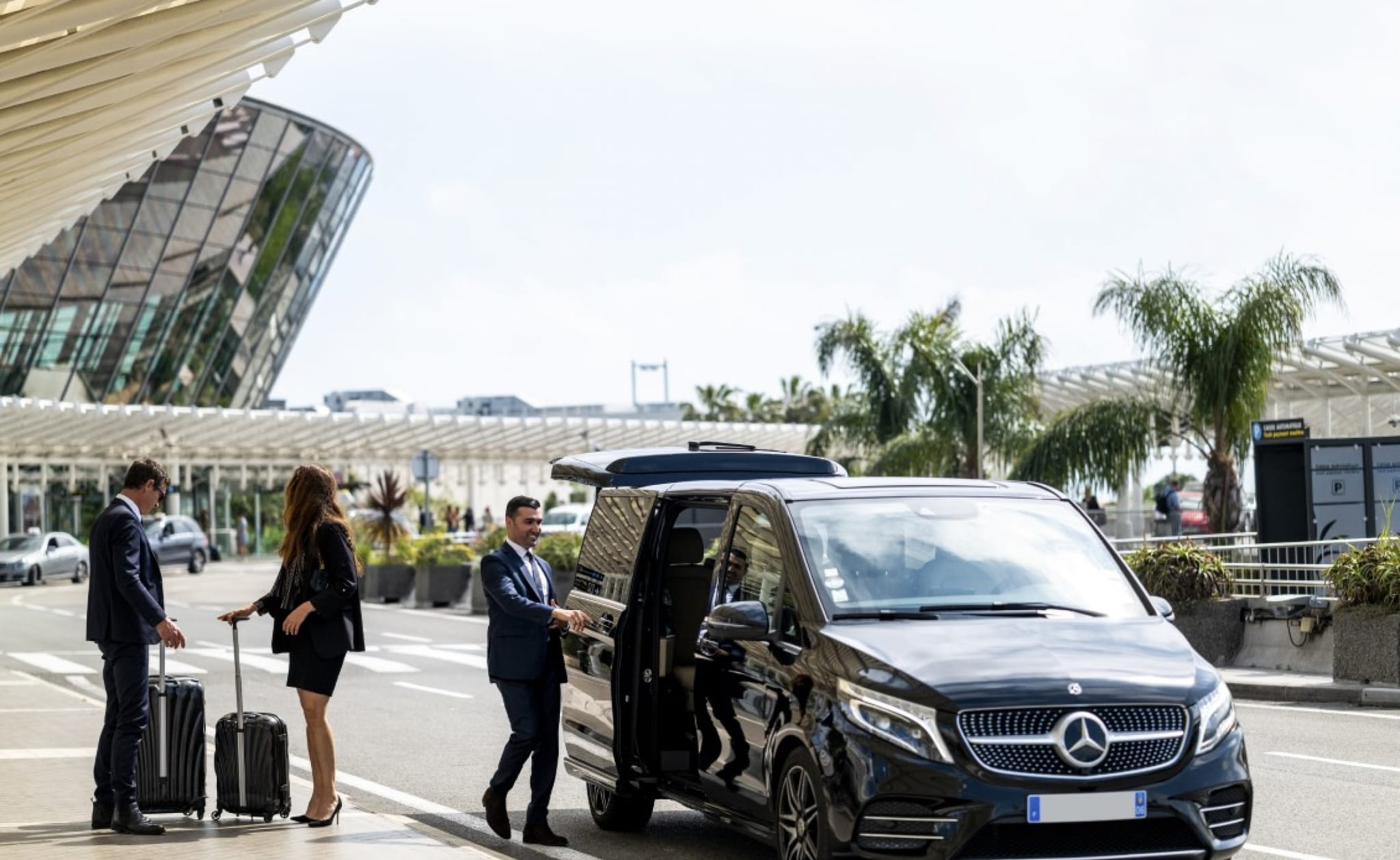 Private Driver China Service Tailored for Expats and Tourists