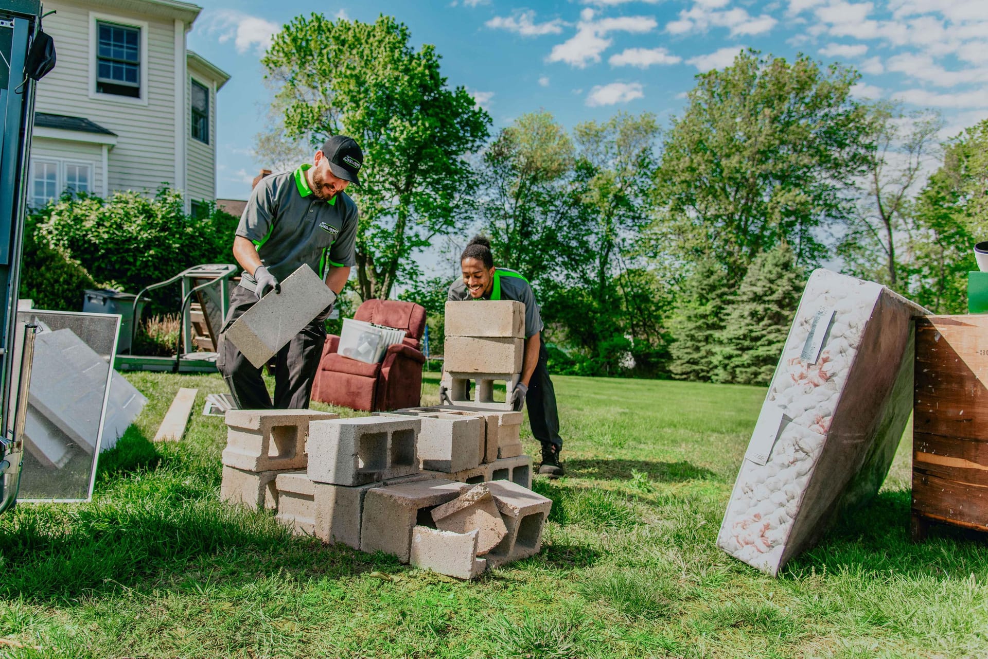 A Complete Guide to Understanding How Much Junk Removal Cost