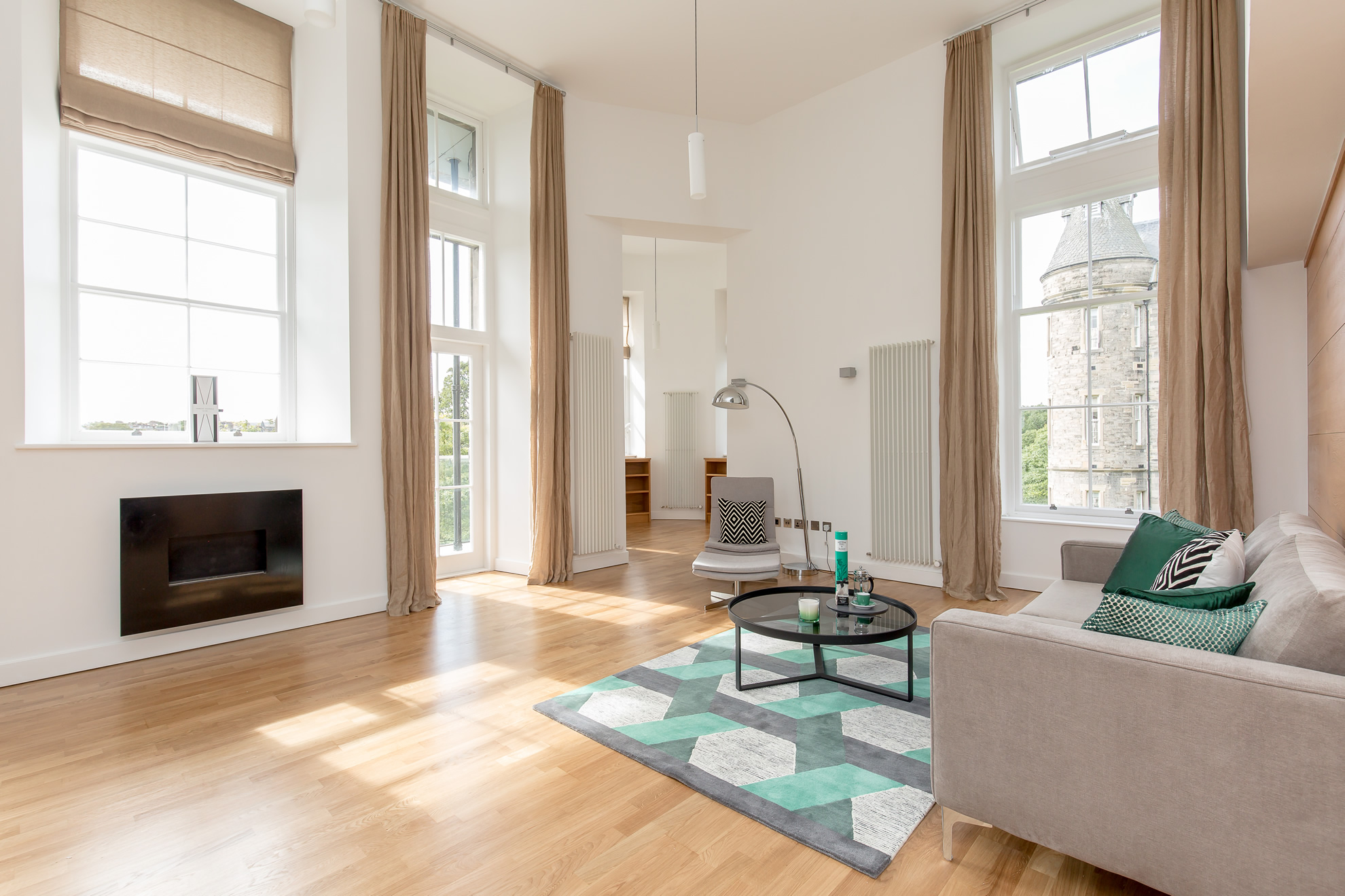 Local Decorators Edinburgh with Years of Experience