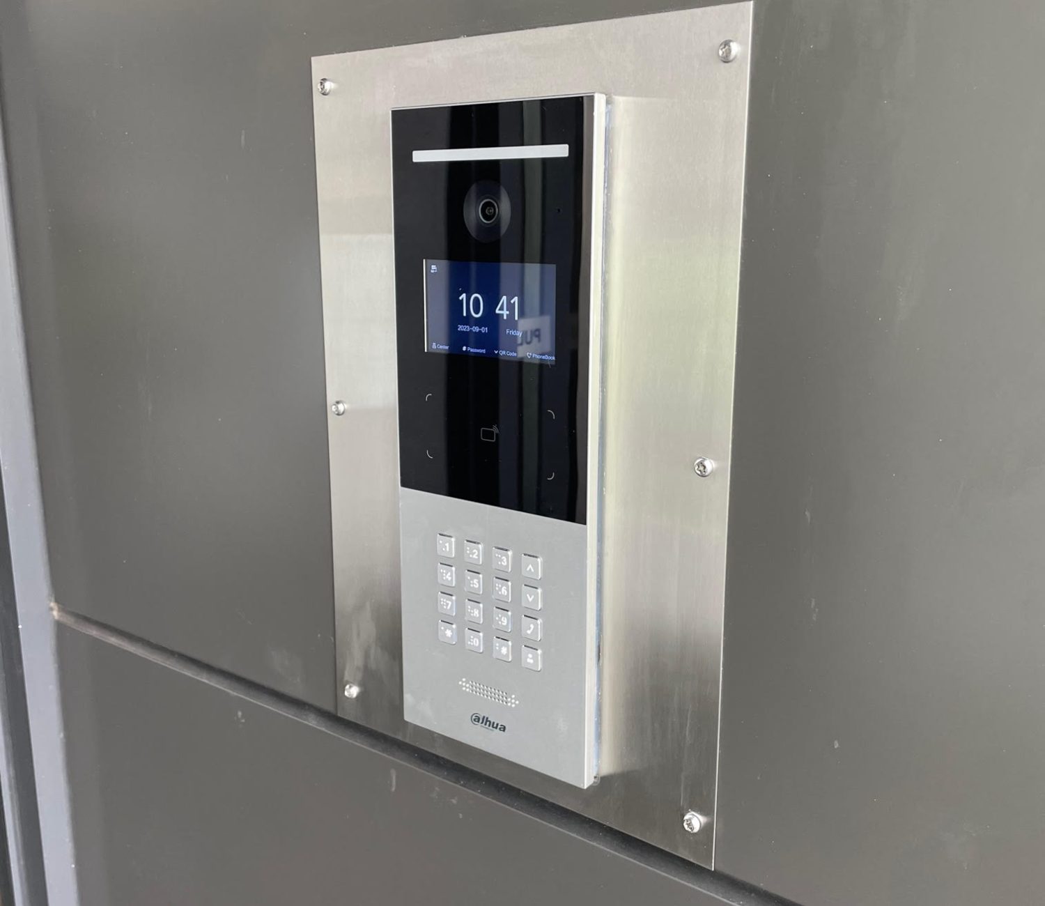 Secure Your Villa with Farhd’s Advanced IP Villa Intercom Kit