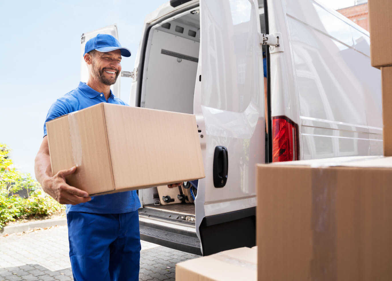 Choosing the Best Long Distance Movers Calgary for Your Next Move