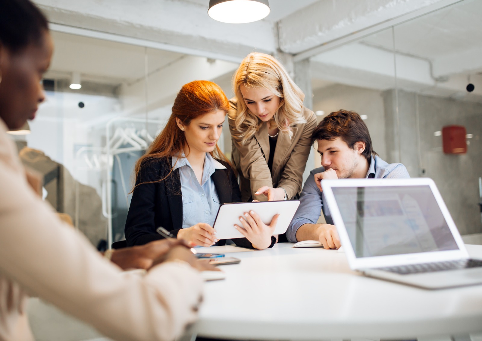 Business Mobile Solutions – Connection Technologies Driving Innovation for Modern Enterprises