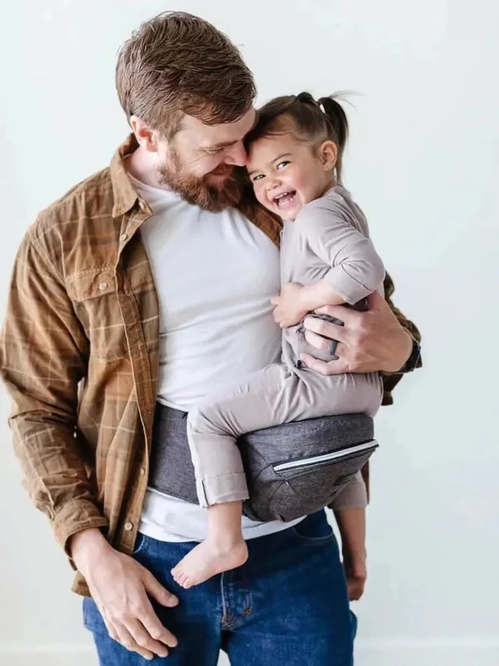 Porte bébé : Le choix idéal pour des balades en famille