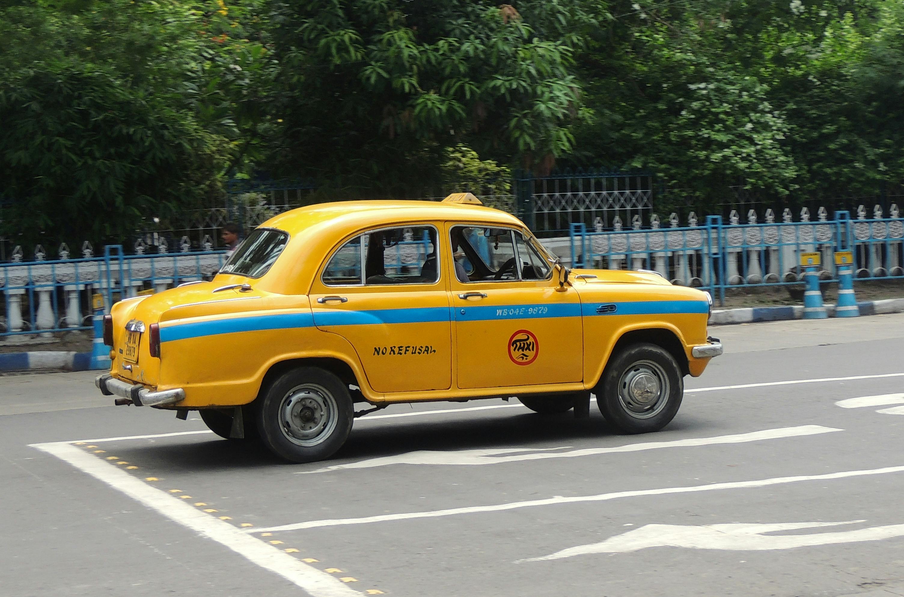 Heathrow Airport Cabs – Fast, Comfortable, and On-Time