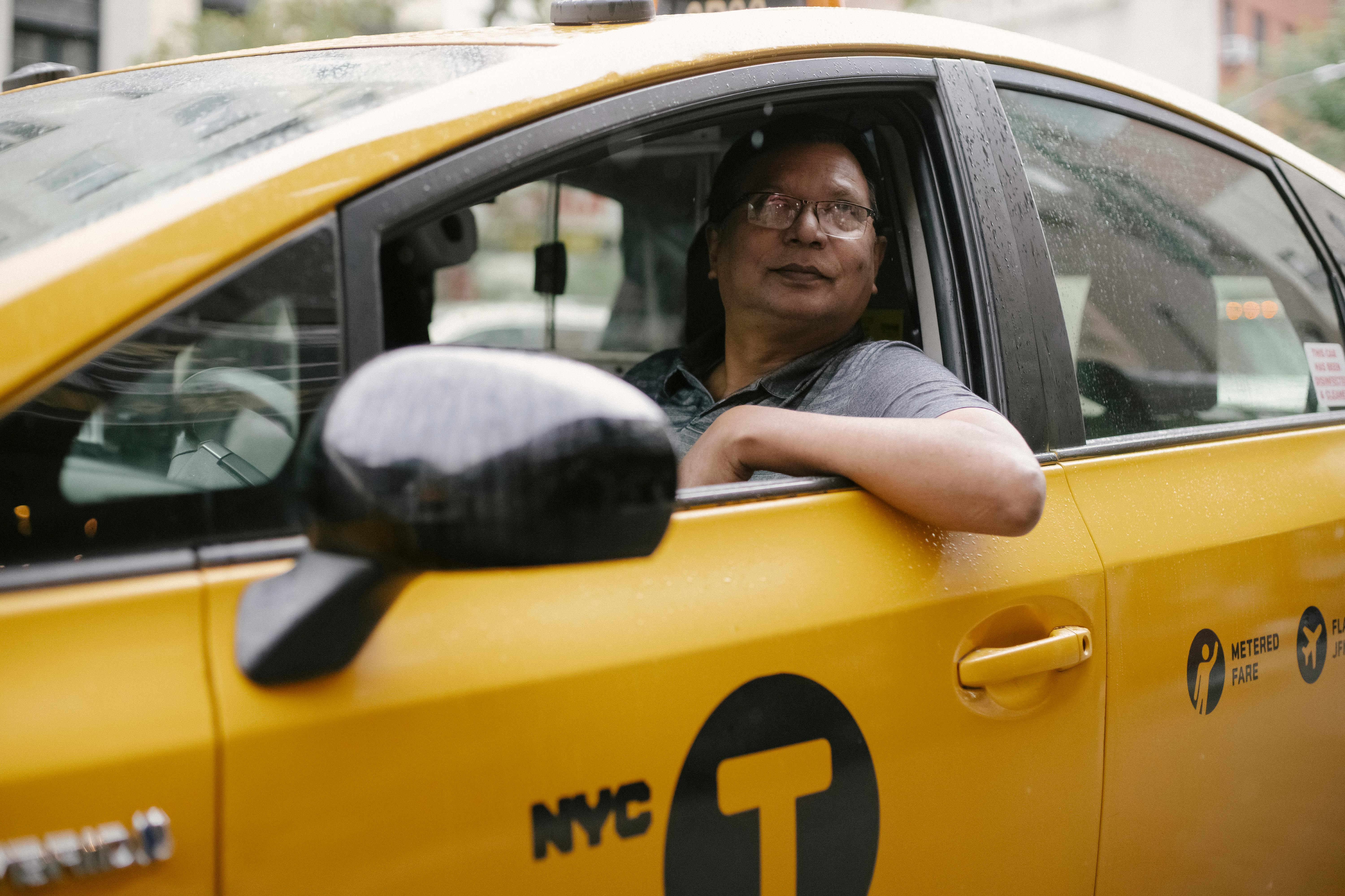Gemini Taxis – Premium Cabs for Every Journey