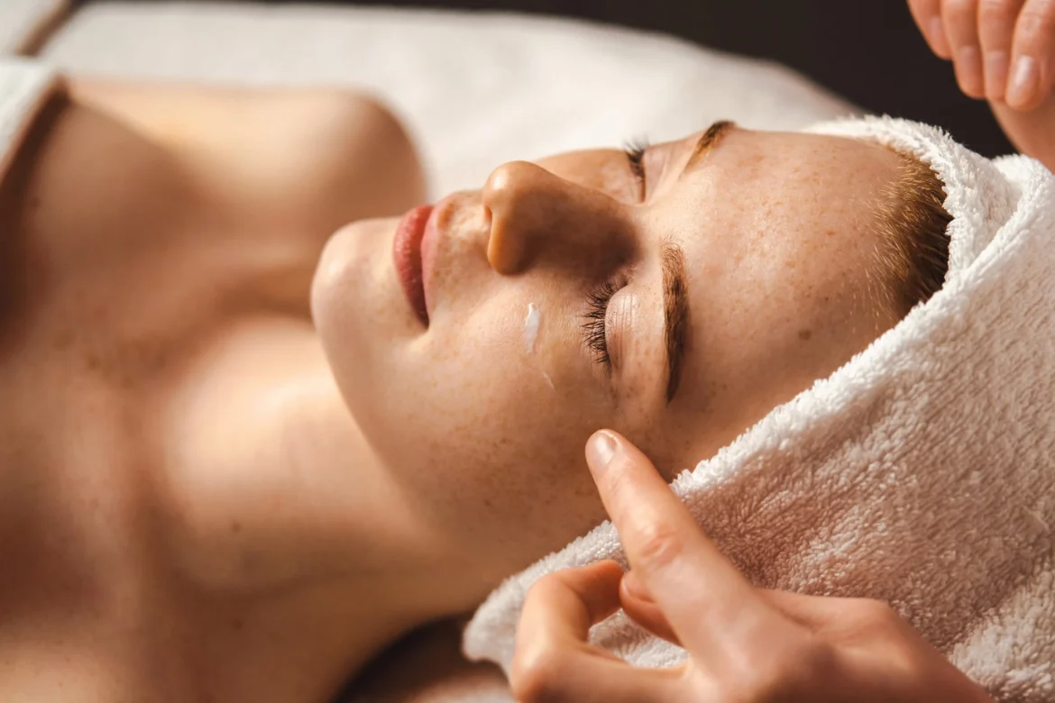 Bonvie Beauties: Your Go-To Facial Spa Near Austin Street Queens