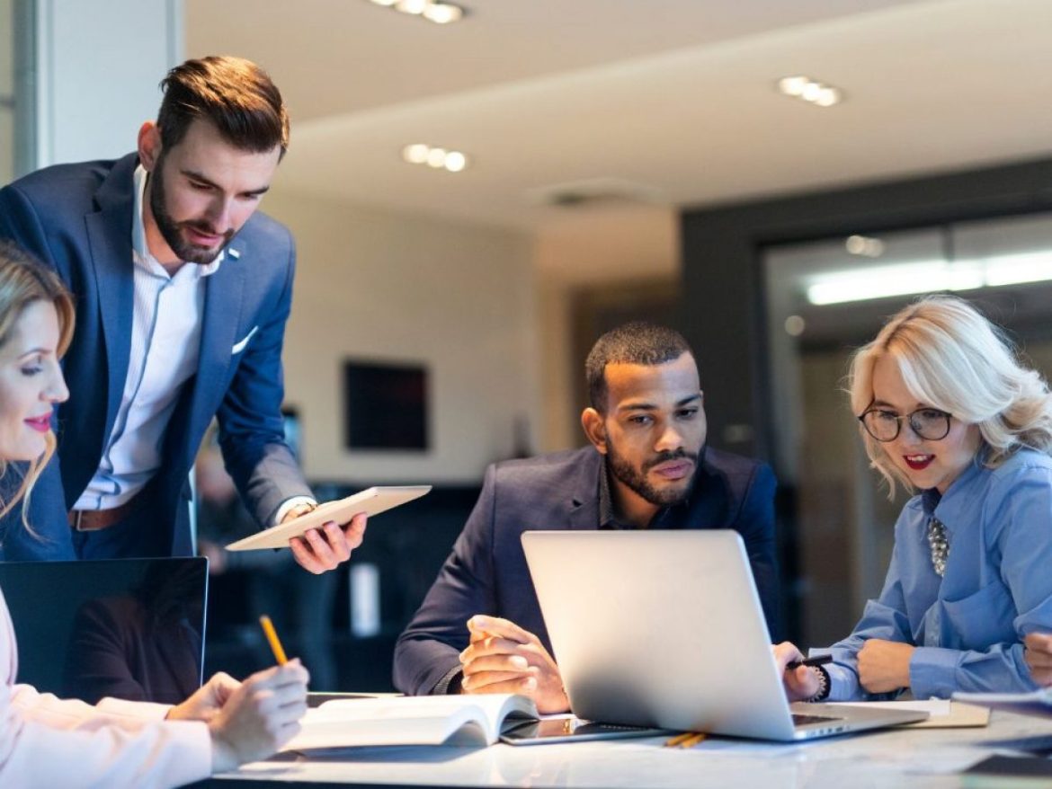 The Secure Advantage: Why Agencies Choose to Rent LinkedIn Profile with Akountify