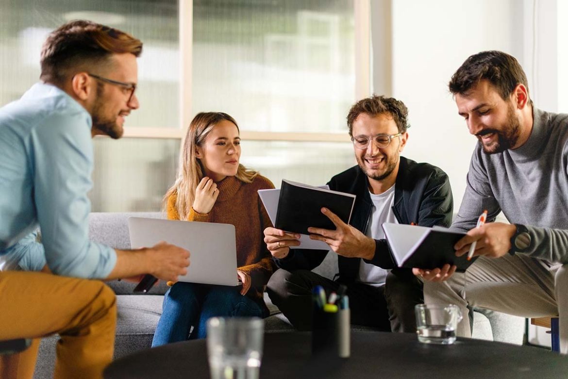 How a Business Coach Los Angeles Can Unlock Your Team’s Potential