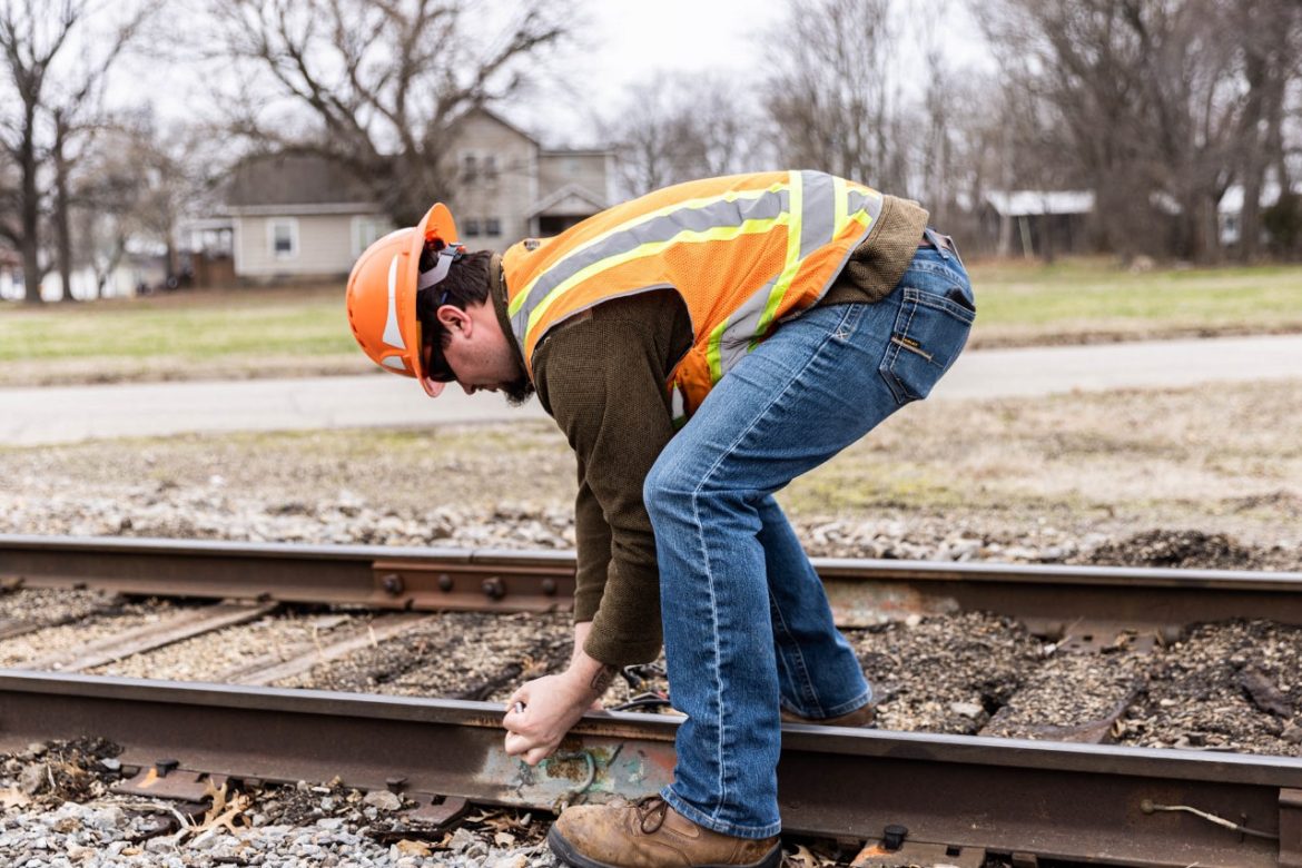 Experienced Railroad Contractors for Secure Facilities