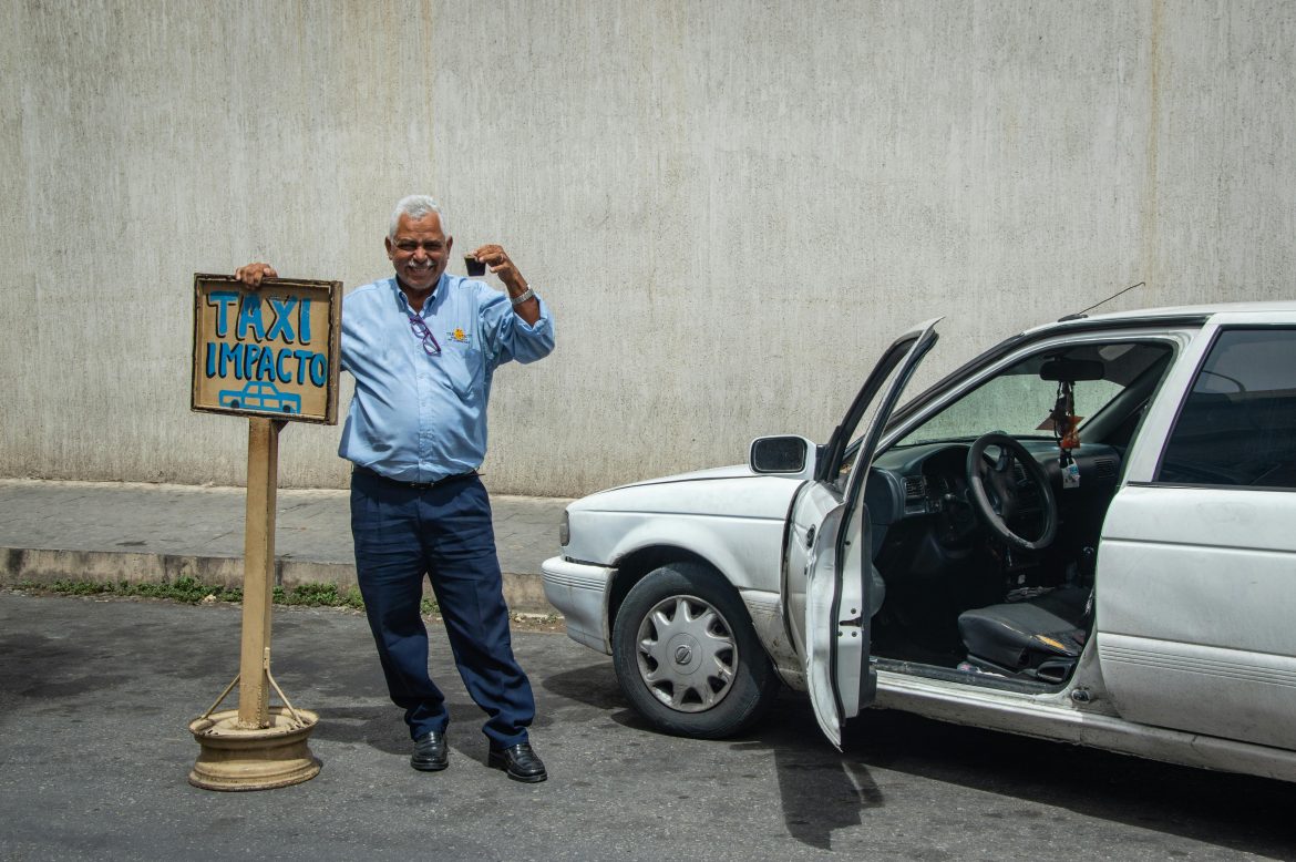 Reliable Esher Minicabs – Comfortable Journeys Every Time